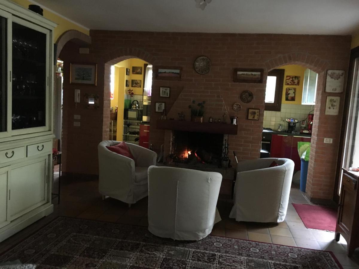 Casa Serenella B&B - Casa Vacanze เพียซโซลา ซุล เบรนตา ภายนอก รูปภาพ