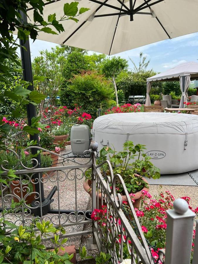 Casa Serenella B&B - Casa Vacanze เพียซโซลา ซุล เบรนตา ภายนอก รูปภาพ